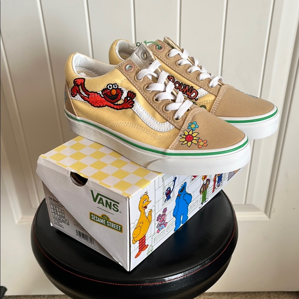 Vans x Sesame Street Old Skool Sz 3.5